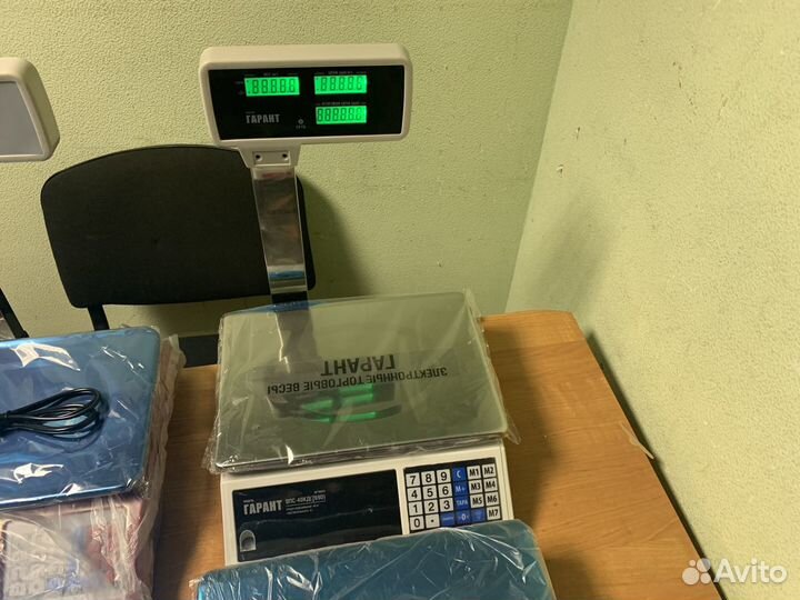 Весы торговые электронные