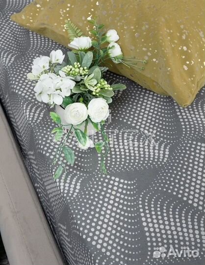 Простынь на резинке 140 200