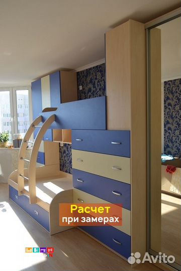 Кровать в детскую со столом и шкафом