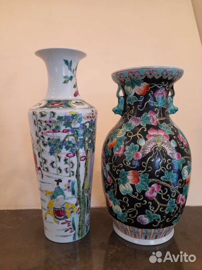 Две вазы Япония, фарфор