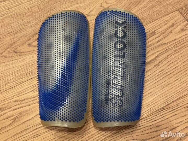 Щитки футбольные детские nike