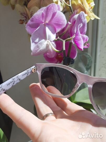 Солнцезащитные очки женские