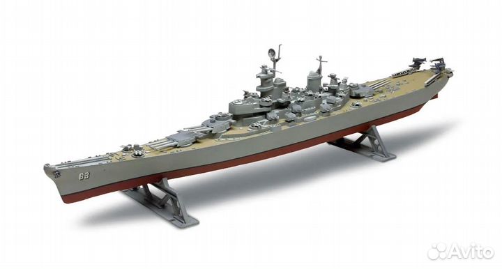 Сборная модель корабля Revell 10301