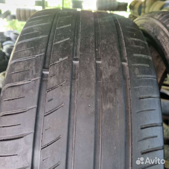 RoadX RXMotion U11 235/45 R18 98Y