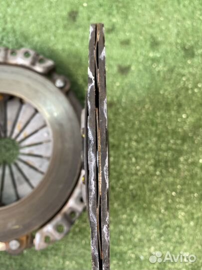 Корзина с диском сцепления ваз 2107