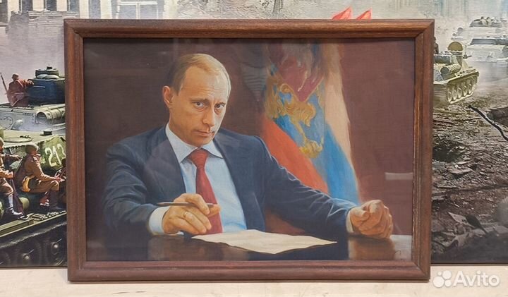 Портрет Путина на хлопковом холсте в рамке