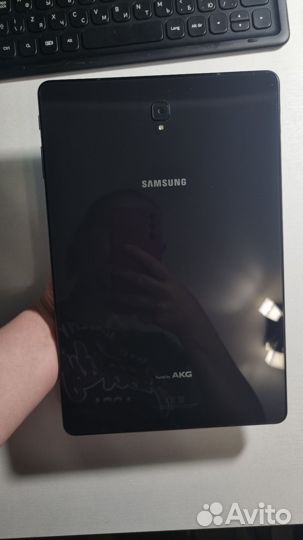 Samsung Galaxy tab s4(SM-T835) + клавиатура