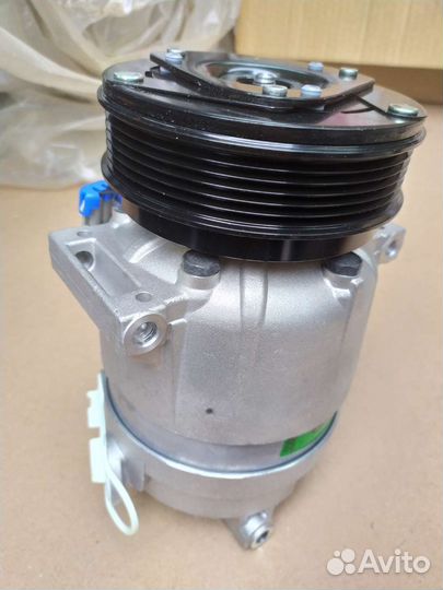 Компрессор кондиционера Шевроле Нива 2123 Delphi