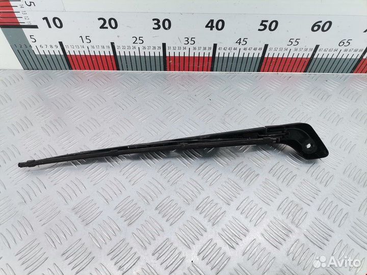 Поводок стеклоочистителя заднего для Volvo V70 2