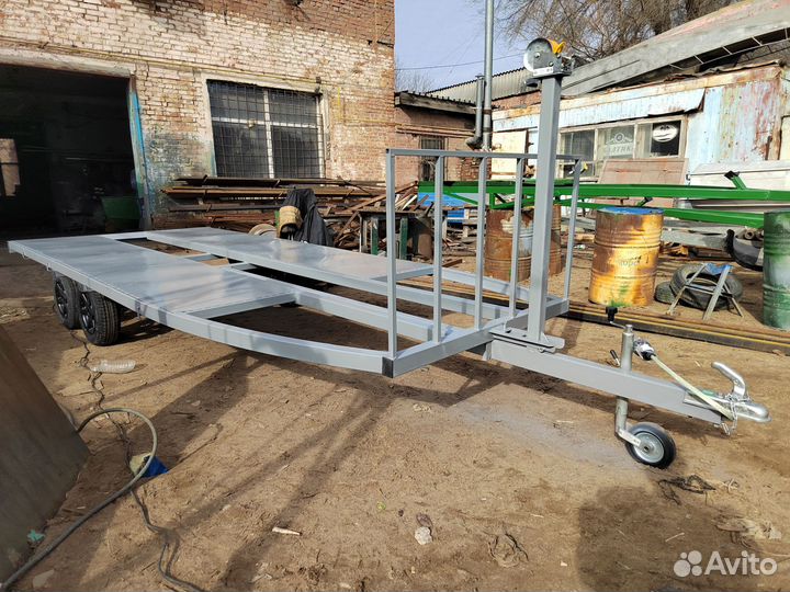 Прицеп под лодку с воздушным винтом