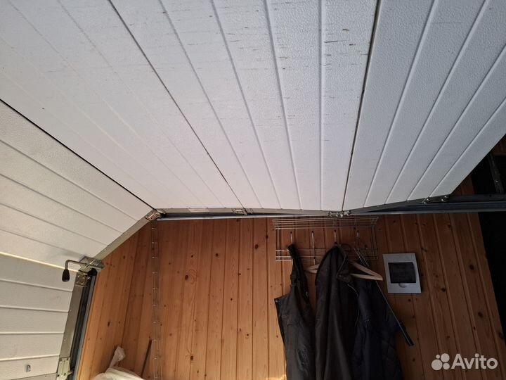 Гаражные ворота doorhan Yett. Бу