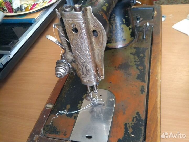 Швейная машина Подольск ручная