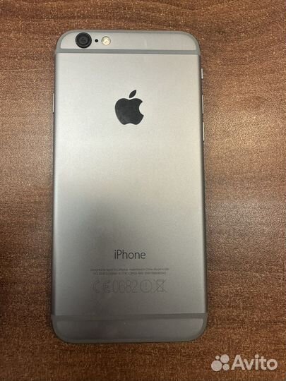 Телефон iPhone 6
