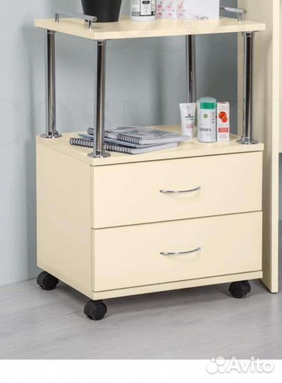 Тележка косметологическая