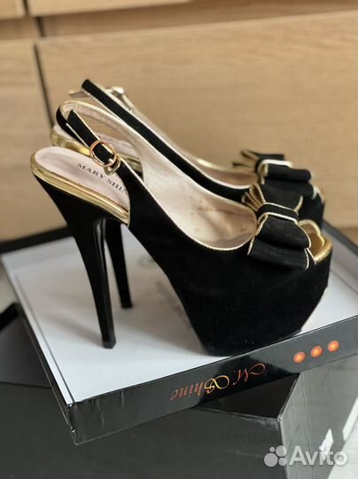 Босоножки на платформе 36