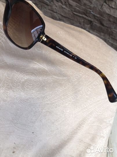 Солнцезащитные очки