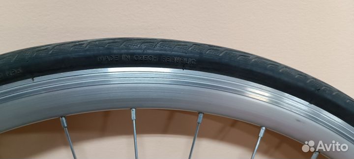 Колесо для шоссейного велосипеда