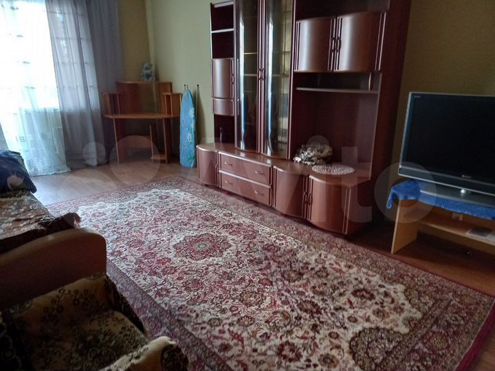 2-к. квартира, 68 м², 1/17 эт.