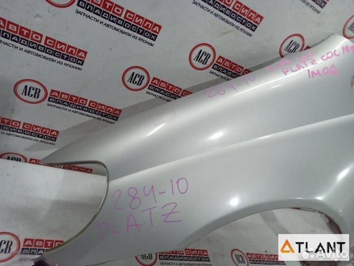 Крыло переднее левое toyota platz