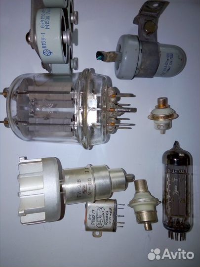 Транзисторы(ссср, Tesla, Italy),р/лампы и др