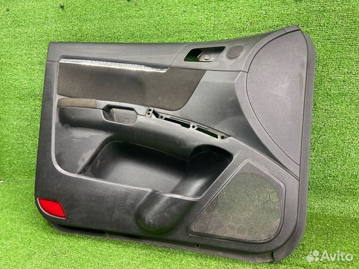 Обшивка двери передняя левая Geely Emgrand Ec7