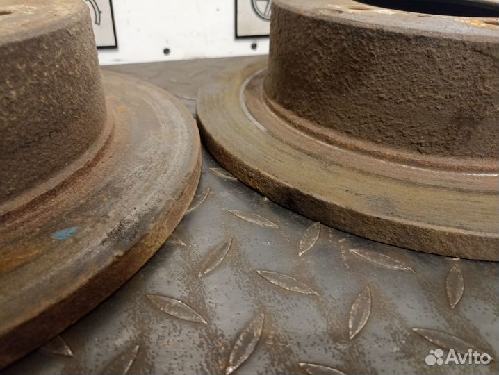 Диск тормозной задний для Mitsubishi Pajero 1