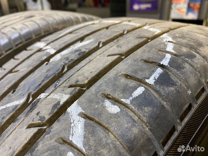 Yokohama dB Decibel E70 215/45 R17 87W
