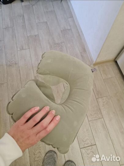 Дорожная подушка для шеи