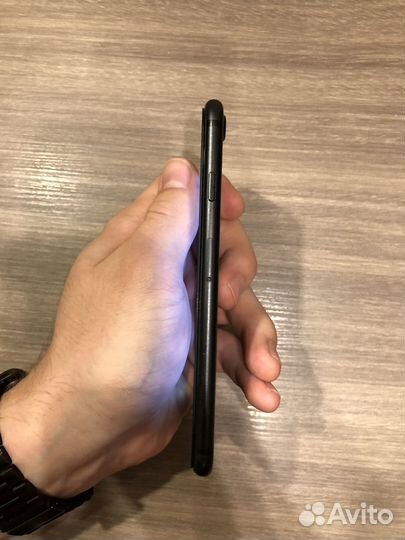 iPhone 7, 32 ГБ