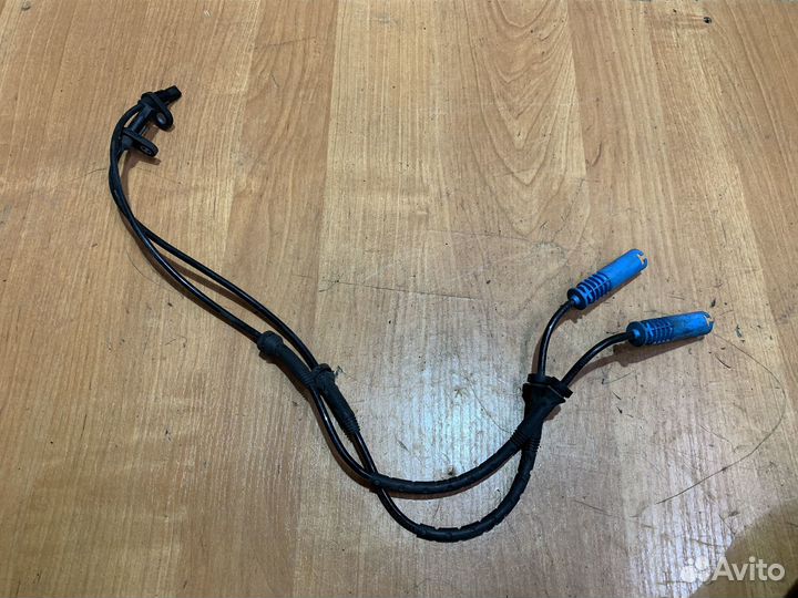 Датчик abs передний Bmw x1 e84