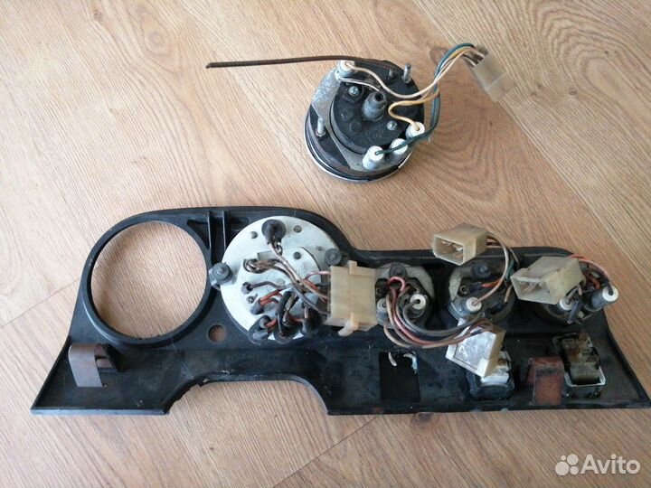Щиток панели приборов на ваз