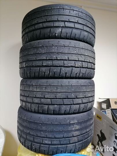 Pirelli P Zero Trofeo Race 245/35 R20 и 265/35 R20 95Y