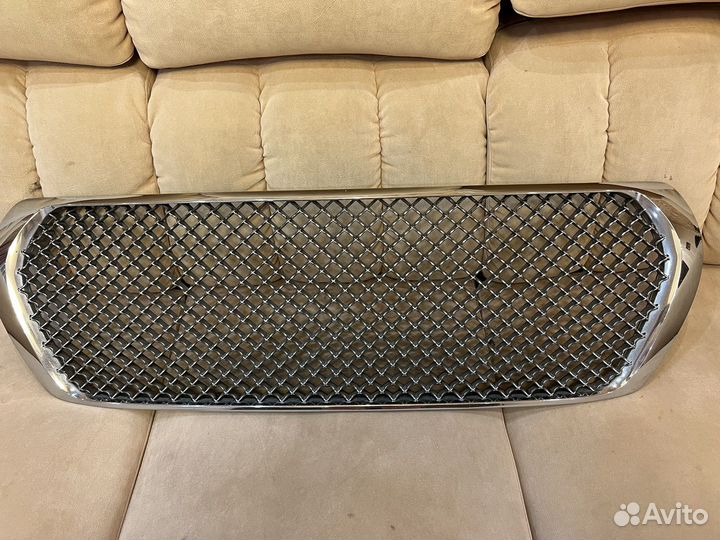 Решетка на ленд крузер 200 bentley