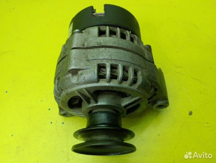 Генератор Volkswagen Passat B3 KR 1989