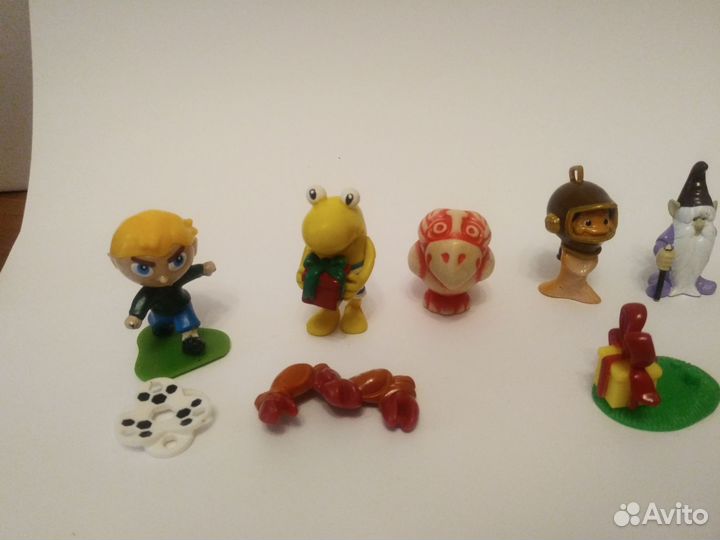 Киндер-сюрприз игрушки