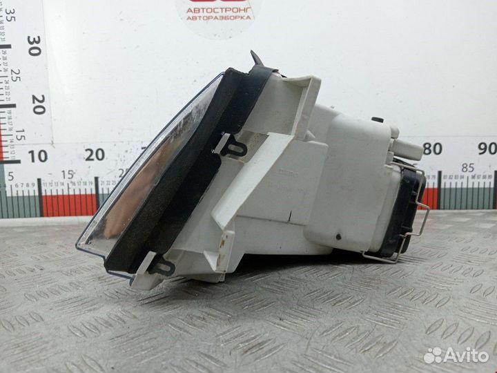 Фара передняя для Skoda Octavia 1U 086651106R