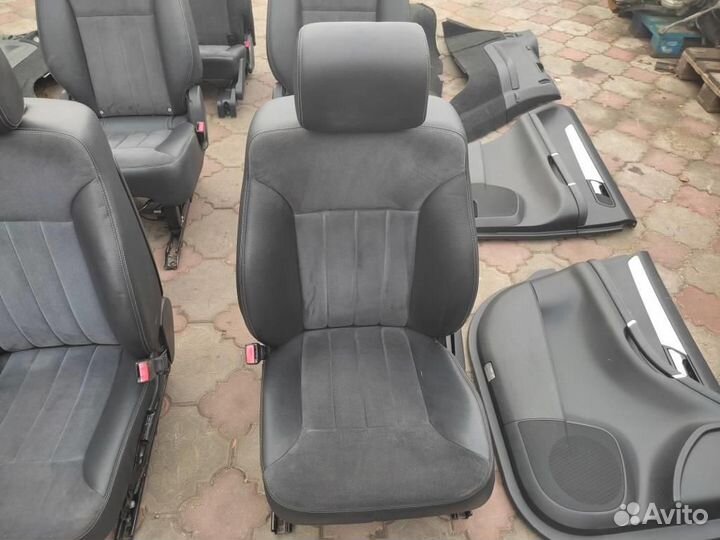 Салон w251 R-class 642.950 02.2007