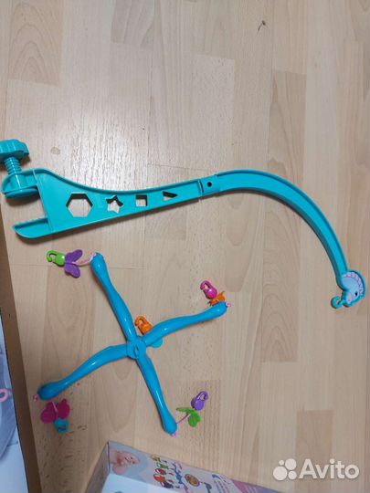 Музыкальная карусель на кроватку