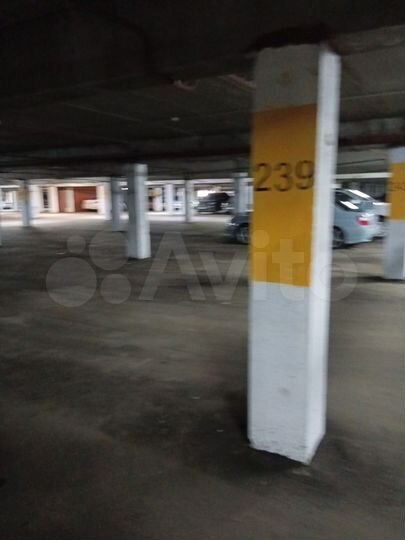 Машиноместо, 17 м²