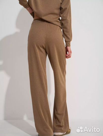 Брючный костюм женский 42 44