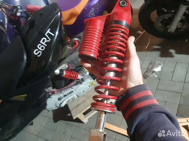 Амортизатор на японский скутер