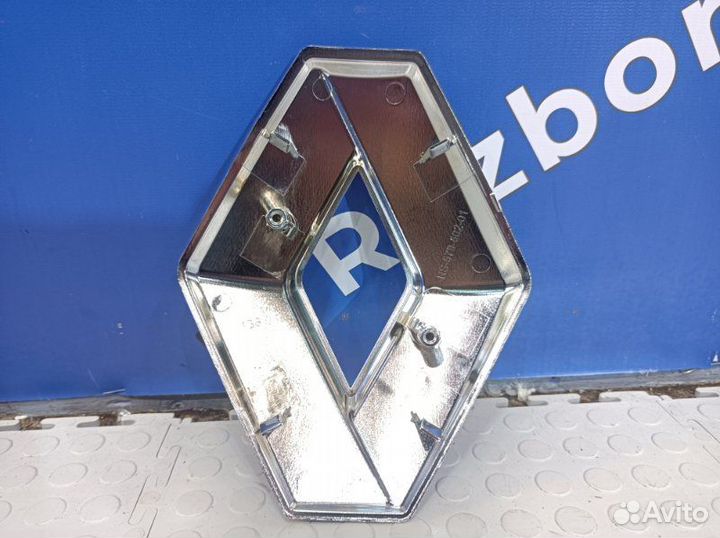 Эмблема решетки радиатора Renault Kaptur