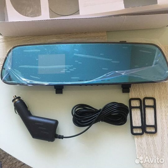 Зеркало с видеорегистратором