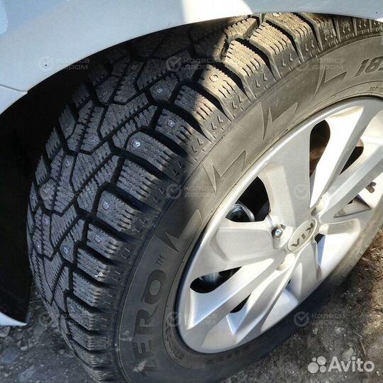 Pirelli Winter Ice Zero 305/35 R21 109H