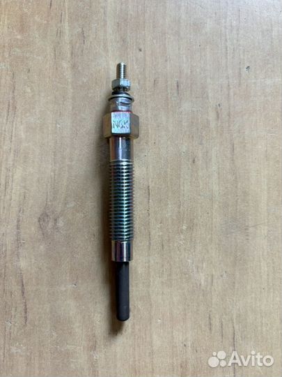 Свеча накаливания Pajero/ Lancer/ L300/ H100