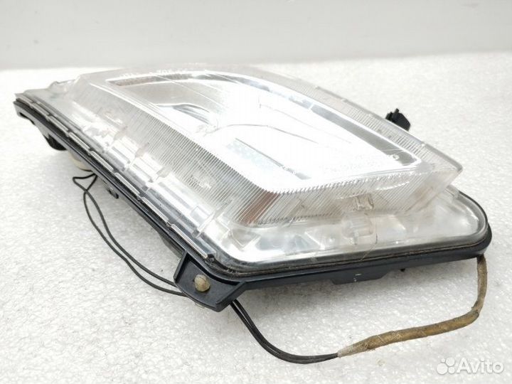 Фара противотуманная передняя правая Volvo V60 1