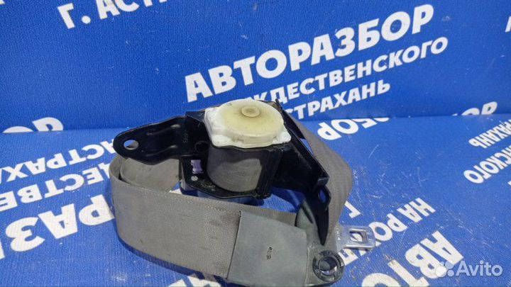 Задний средний ремень безопасности Subaru Forester