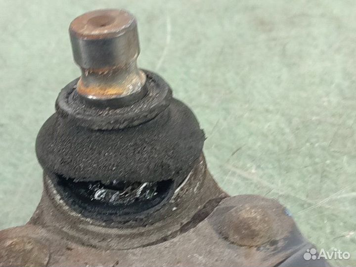 Рычаг подвески передний левый Mazda Demio DY3W