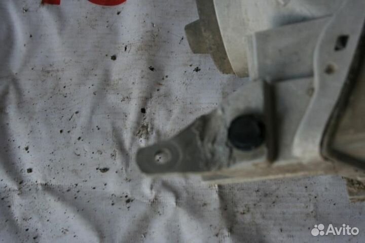 Фара правая для Toyota Corolla 8 1995-2002г