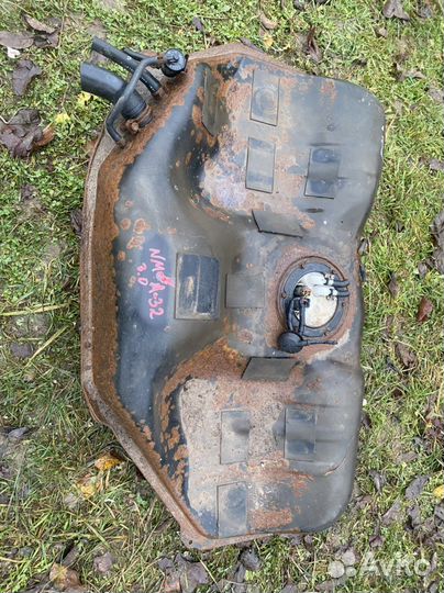 Топливный бак Nissan Maxima A32